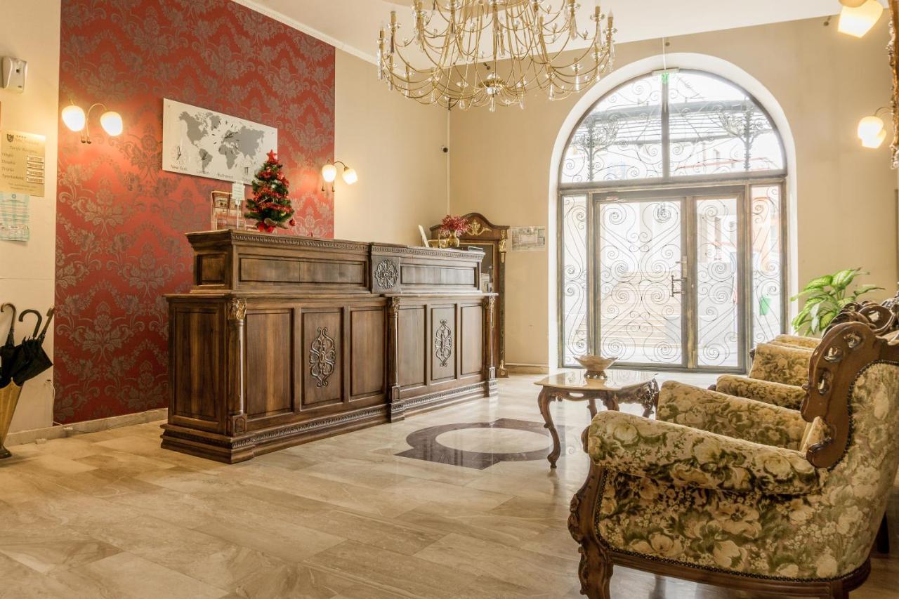 Hotel Ferdinand Хацег Екстер'єр фото