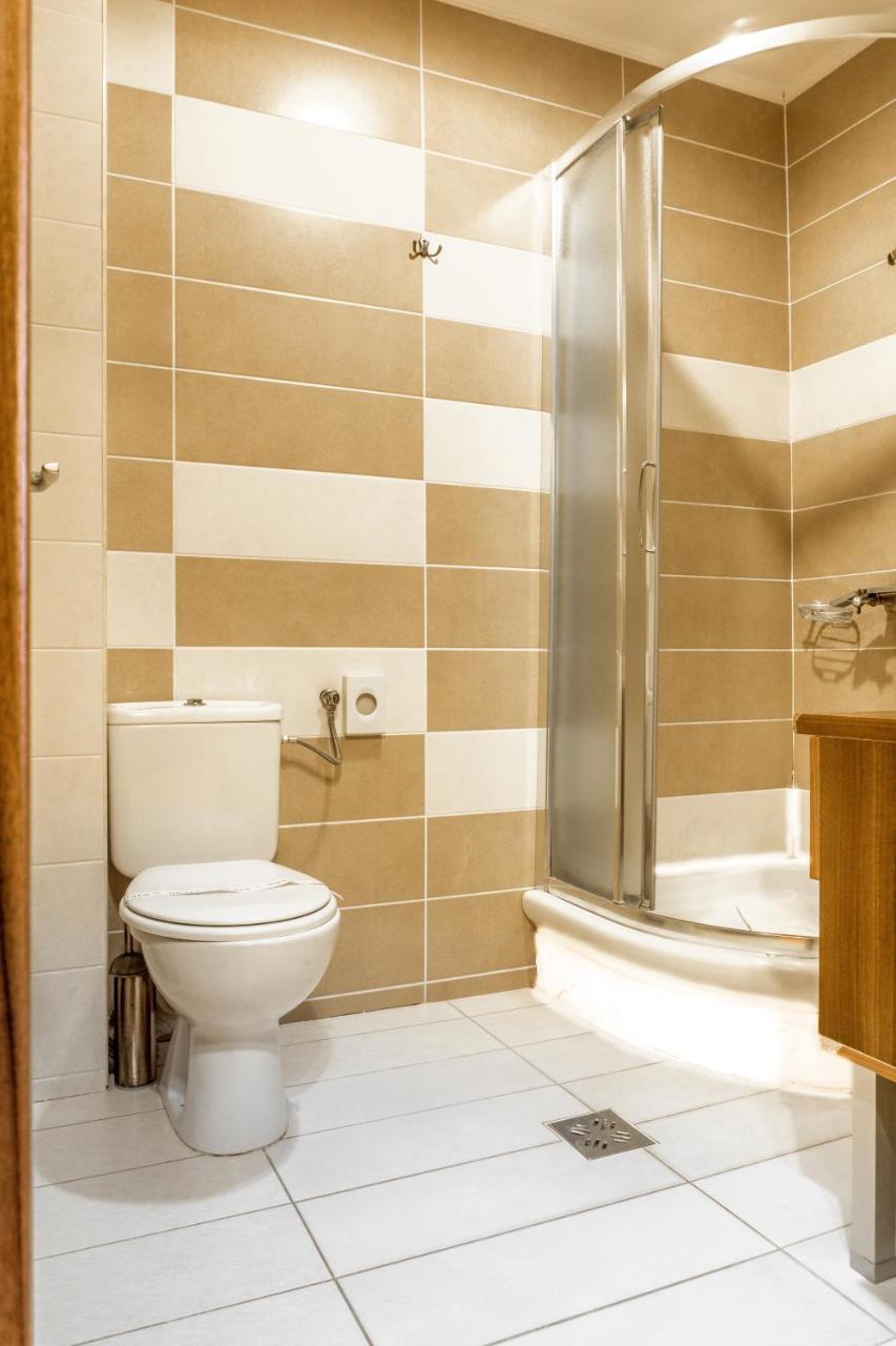 Hotel Ferdinand Хацег Екстер'єр фото